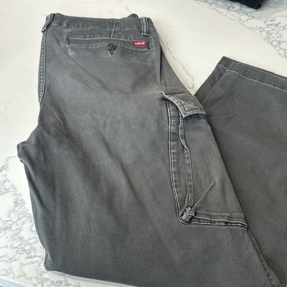 Levi’s size 31x30 - Picture 2 of 4